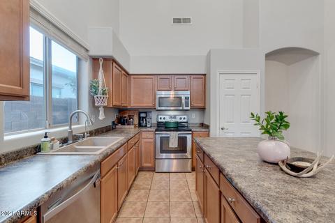 3904 S Stallion Dr, Gilbert, AZ 85297 photo 15