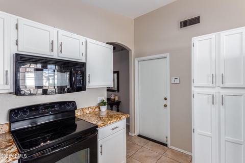4343 E Morrow Dr, Phoenix, AZ 85050 photo 12