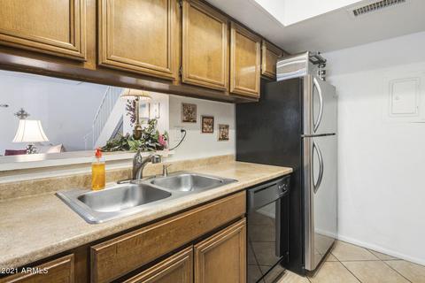 712 Eugie Ave, Phoenix, AZ 85022 photo 8