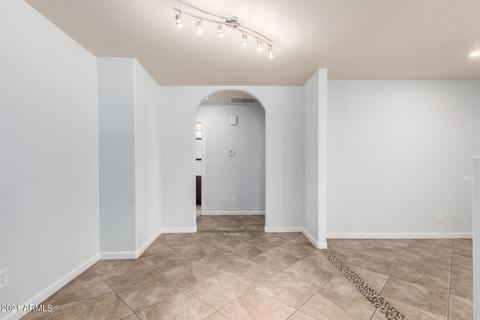 2210 E Oak St, Phoenix, AZ 85006 photo 9