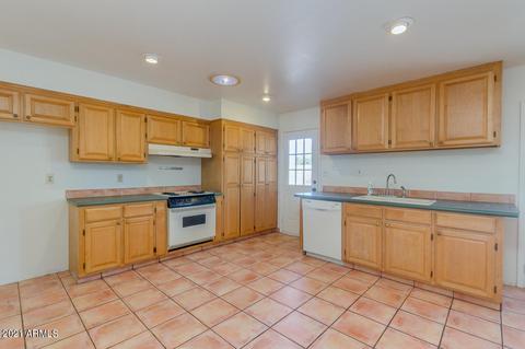 2300 E Pebble Beach Dr, Tempe, AZ 85282 photo 11