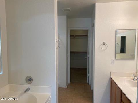 3732 E Timberline Rd, Gilbert, AZ 85297 photo 8