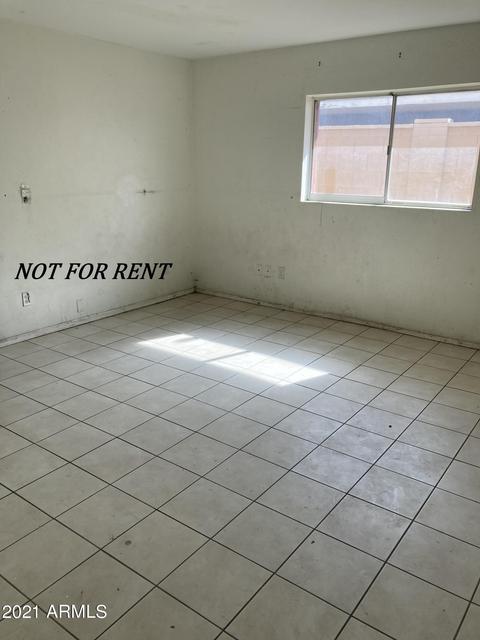 4739 N 39th Dr, Phoenix, AZ 85019 photo 13