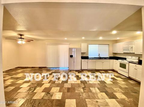 302 Eugie Ave, Phoenix, AZ 85022 photo 16