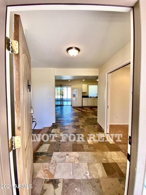 302 Eugie Ave, Phoenix, AZ 85022 photo 9