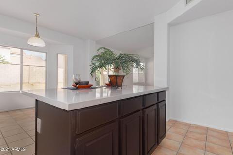 3236 E Oraibi Dr, Phoenix, AZ 85050 photo 5
