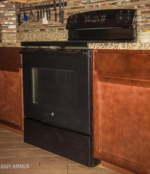 822 E Harwell Rd, Phoenix, AZ 85042 photo 17