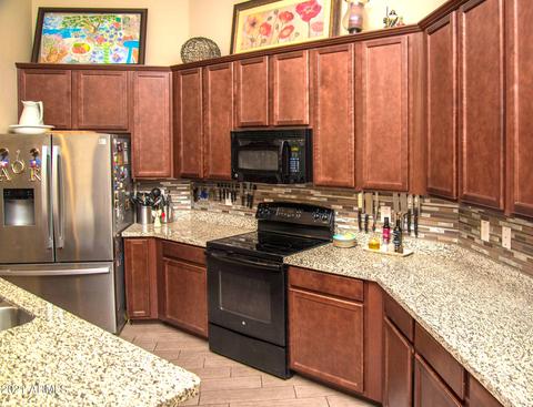 822 E Harwell Rd, Phoenix, AZ 85042 photo 13