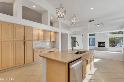 4617 E Hearn Rd, Phoenix, AZ 85032 photo 9