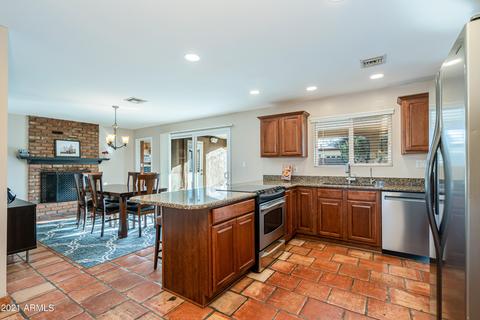 3417 E Lazy Ln, Phoenix, AZ 85028 photo 19