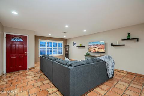 3417 E Lazy Ln, Phoenix, AZ 85028 photo 11