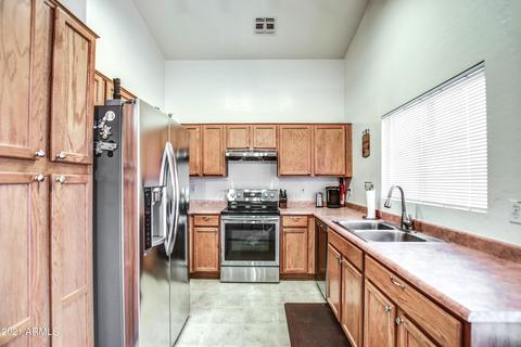 3606 E Woodside Way, Gilbert, AZ 85297 photo 9