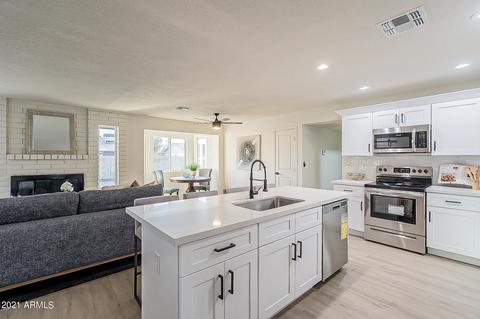 15 E Saint John Rd, Phoenix, AZ 85022 photo 13
