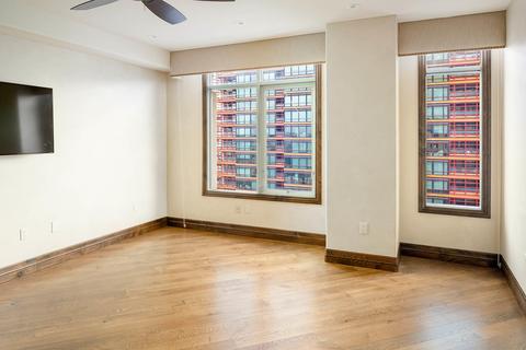 2402 Esplanade Ln #902, Phoenix, AZ 85016 photo 11