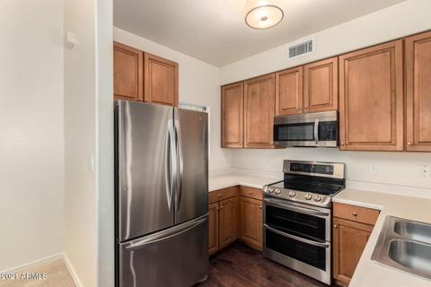 162 W Laurel Ct, Gilbert, AZ 85233 photo 3