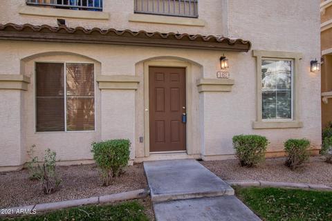 162 W Laurel Ct, Gilbert, AZ 85233 photo 2