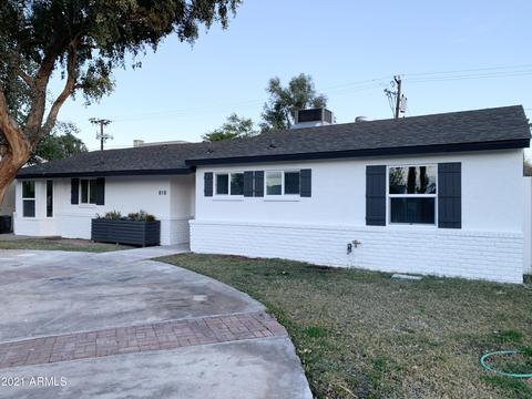 818 E Cavalier Dr, Phoenix, AZ 85014 photo 2