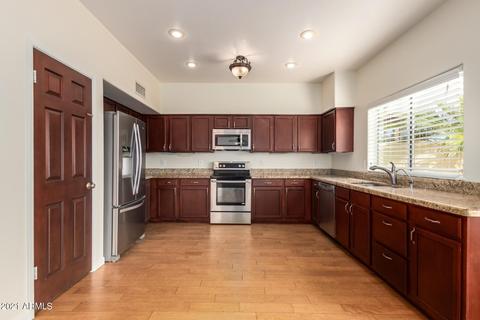 4623 E Michelle Dr, Phoenix, AZ 85032 photo 13