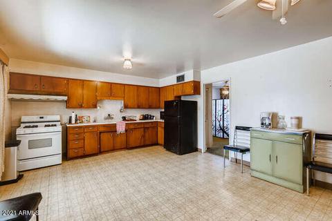 819 E Rovey Ave, Phoenix, AZ 85014 photo 4