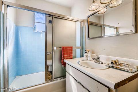 819 E Rovey Ave, Phoenix, AZ 85014 photo 8
