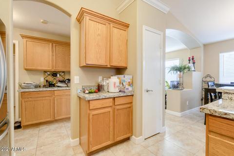 3950 E Campbell Ave, Gilbert, AZ 85234 photo 11