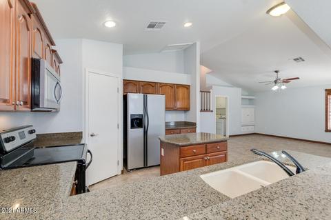 2001 E Arabian Dr, Gilbert, AZ 85296 photo 10
