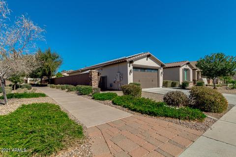 2714 E Rakestraw Ln, Gilbert, AZ 85298 photo 3