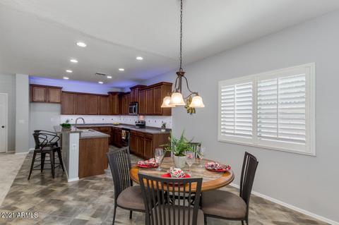 2714 E Rakestraw Ln, Gilbert, AZ 85298 photo 11