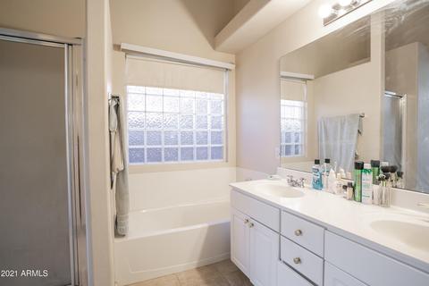 3247 E Oraibi Dr, Phoenix, AZ 85050 photo 23