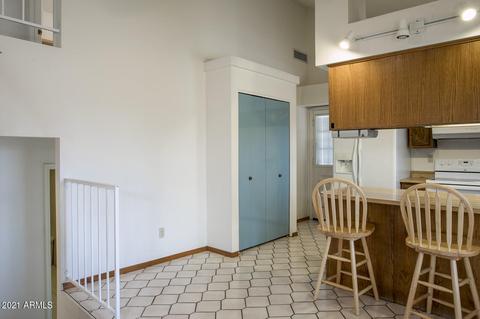 902 E Kerry Ln, Phoenix, AZ 85024 photo 6