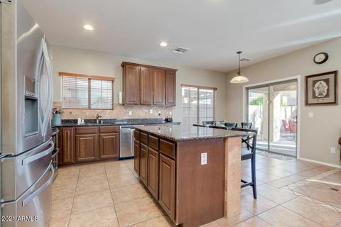 949 E Sourwood Dr, Gilbert, AZ 85298 photo 14