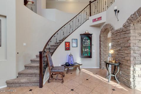 949 E Sourwood Dr, Gilbert, AZ 85298 photo 7