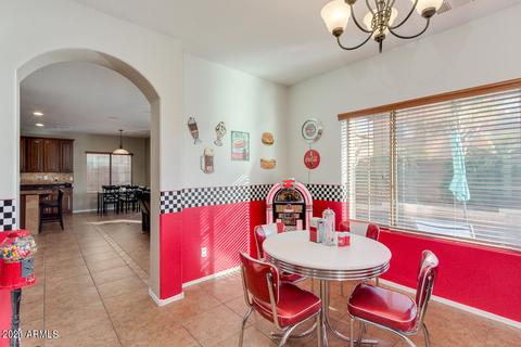 949 E Sourwood Dr, Gilbert, AZ 85298 photo 12