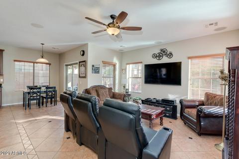 949 E Sourwood Dr, Gilbert, AZ 85298 photo 9