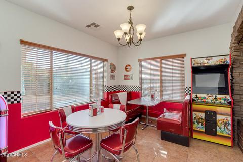 949 E Sourwood Dr, Gilbert, AZ 85298 photo 11