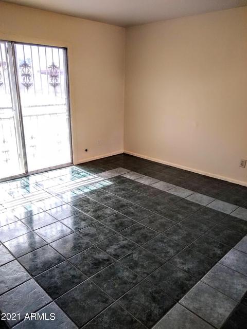 3108 N 68th Ln N, Phoenix, AZ 85033 photo 4