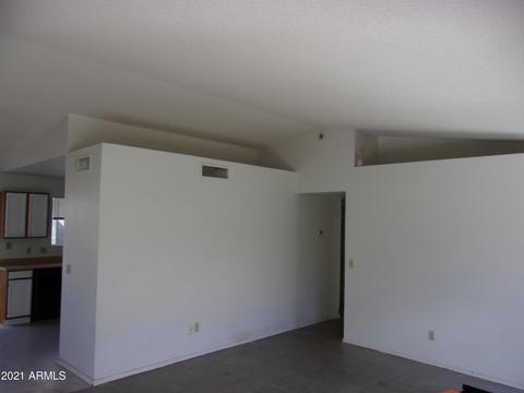 925 E Wahalla Ln, Phoenix, AZ 85024 photo 8