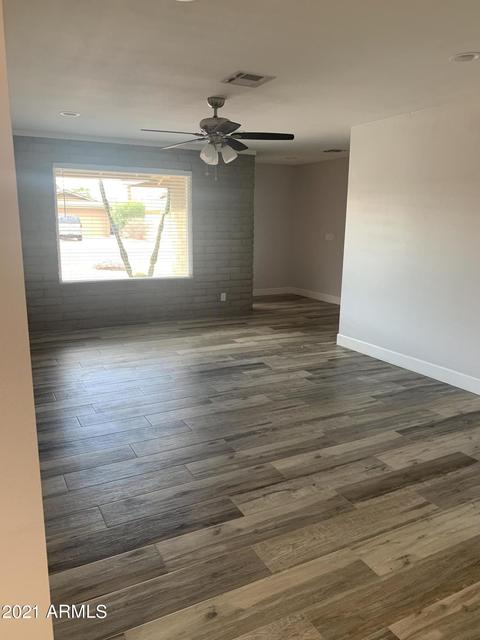 326 Ellis Dr, Tempe, AZ 85282 photo 4