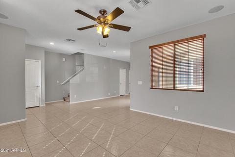 4386 E Selena Dr, Phoenix, AZ 85050 photo 4