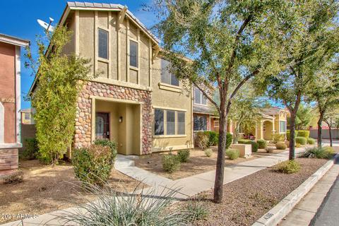 4386 E Selena Dr, Phoenix, AZ 85050 photo 1
