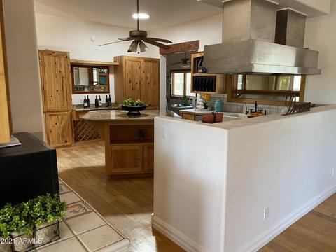 257 S Happy Trail Rd, Apache Junction, AZ 85119 photo 3