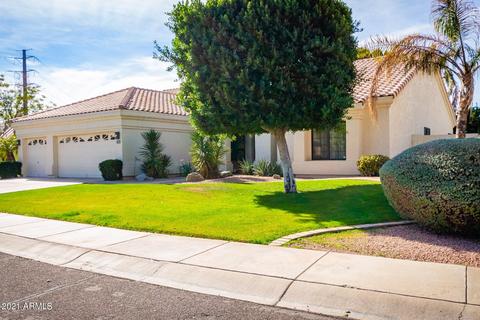 1837 E Catamaran Dr, Gilbert, AZ 85234 photo 2