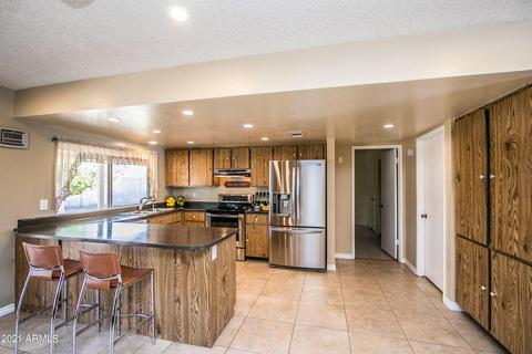 2926 E Michelle Dr, Phoenix, AZ 85032 photo 12