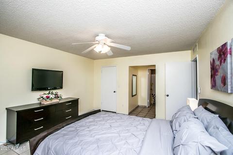 2926 E Michelle Dr, Phoenix, AZ 85032 photo 17