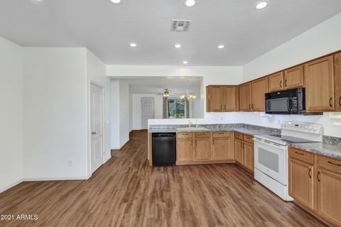 4312 E Oxford Ln, Gilbert, AZ 85295 photo 9
