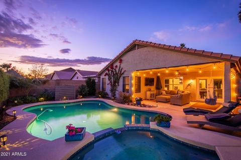 3241 E Oraibi Dr, Phoenix, AZ 85050 photo 4