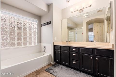 3241 E Oraibi Dr, Phoenix, AZ 85050 photo 18
