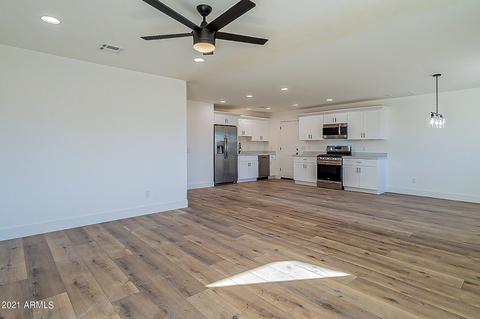 3202 E Captain Dreyfus Ave, Phoenix, AZ 85032 photo 4