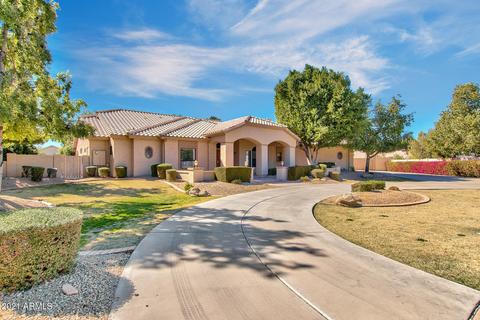 458 S Jared Dr, Gilbert, AZ 85296 photo 1
