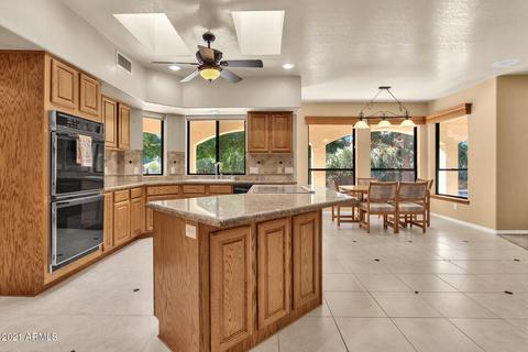 458 S Jared Dr, Gilbert, AZ 85296 photo 13